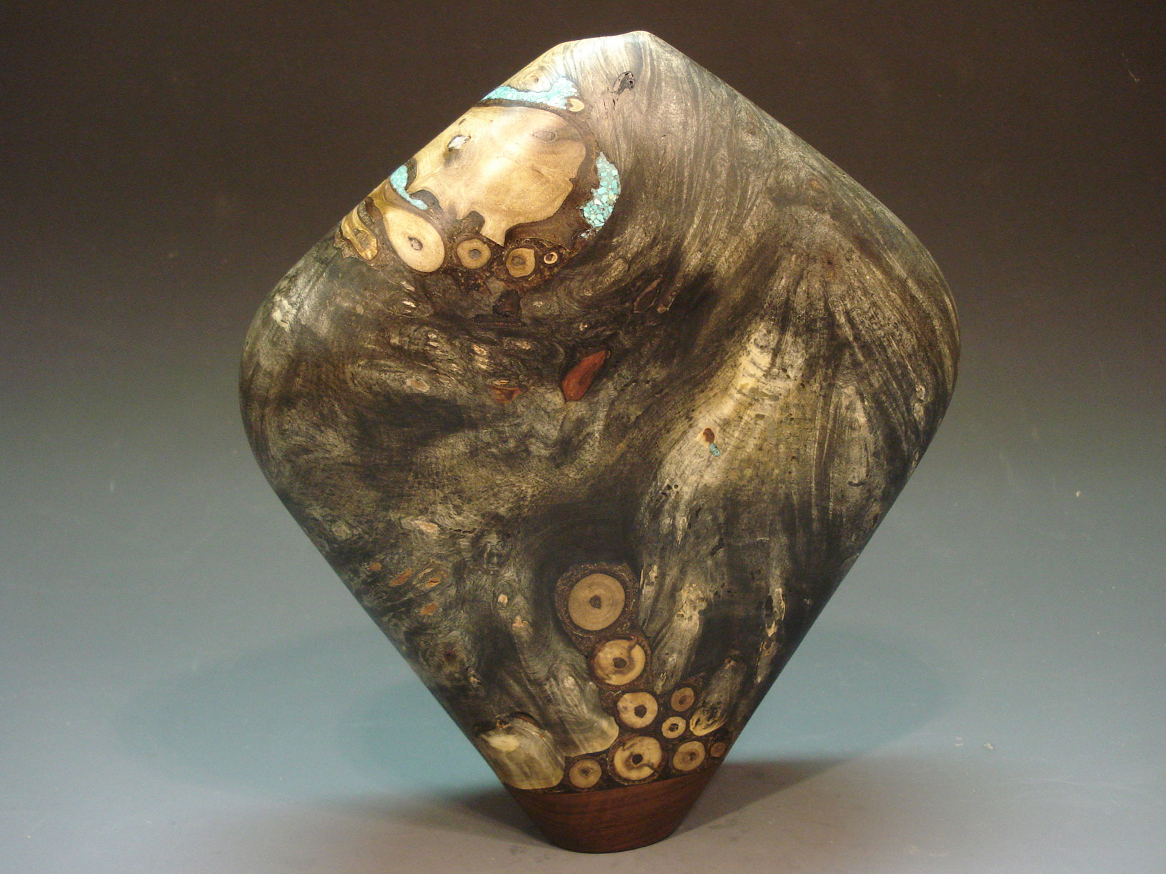 Buckeye Burl Vase2
